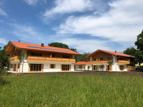 Neubau von zwei MFH mit Garagen, 2020